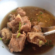 ก๋วยเตี๋ยวหมูหน้าประปา (เจ้าเก่า)