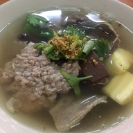 เมนูของร้าน ข้าวเลือดหมูตราด ตะเคียนคู่ จันทบุรี 2