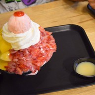 The Snow Cap Bingsu