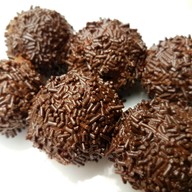 จานเส้น By Fresh & Taste