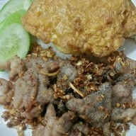 จานเส้น By Fresh & Taste
