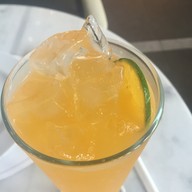 เมนูของร้าน Le Petit cafe LONDON STREET