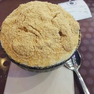 Snow Tree เมเจอร์ ปิ่นเกล้า