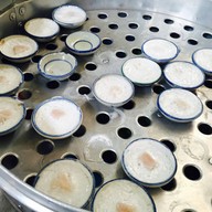 คุณนุช ขนมถ้วยมะพร้าวอ่อน