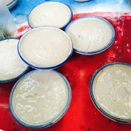 คุณนุช ขนมถ้วยมะพร้าวอ่อน