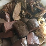 เมนูของร้าน จู โจว เป็ดพะโล้ร้อยปี JuJow's Legend of the Stewed Duck