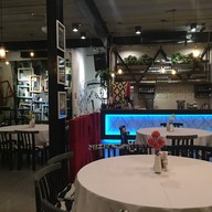 บรรยากาศ Waterside โรงแรมเวสต์เกต เรสซิเดนซ์