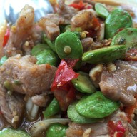 เรือนแม่ Coffee & Homestay