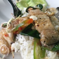 ร้านสาวมอญ