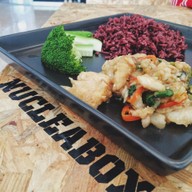 เมนูของร้าน NUCLEABOX