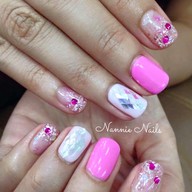 Nannie Nails
