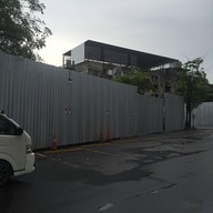 FUNKY VILLA