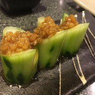 แตงกวากรอบเข้ากับเต้าเจี๊ยวมาก