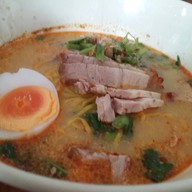 เมนูของร้าน ร้านก๋วยเตี๋ยวเมืองงาวนี่โด๊ะ