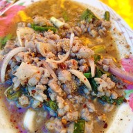เมนูของร้าน ส้มตำเจ๊นงค์ริมน้ำวัดปริวาส ริมน้ำวัดปริวาส
