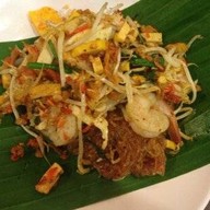 ผัดไทยครูวิ  ห้างเมญ่า ชั้น4