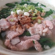 เมนูของร้าน ร้านก๋วยเตี๋ยวเมืองงาวนี่โด๊ะ