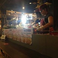 ผัดไทยครูวิ  ห้างเมญ่า ชั้น4