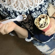 bake & beach creperie