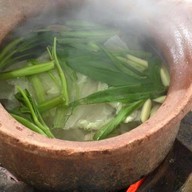 เมนูของร้าน ลาบอีสาน ต้น&แต จิ้มจุ่ม อุบลฯ