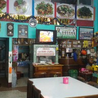 บรรยากาศ Apichart Restaurant None