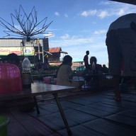 บรรยากาศ ก๋วยเตี๋ยวเรือเฮียชาย