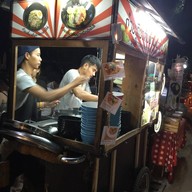 ก๋วยเตี๋ยวต้มยำ ข้าวกะเพรา อร่อยที่สุด ชายหาดชะอำ ชะอำ