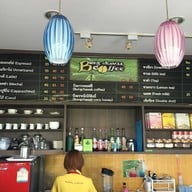 ร้านกาแฟบึงฉวากรีสอร์ท