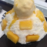 เมนูของร้าน First Snow Seacon Bangkae