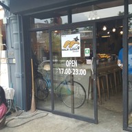 หน้าร้าน NINJA SUSHI