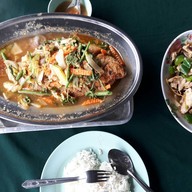 ครัวต้นสน