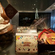 บรรยากาศ Godiva IFC MALL