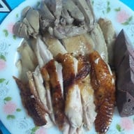 เมนูของร้าน ข้าวมันไก่เบญจรงค์