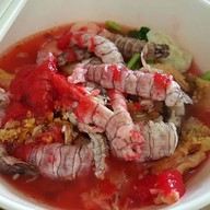 เมนูของร้าน เจ๊เพ็ญเย็นตาโฟ