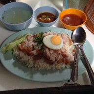 เมนูของร้าน ก๋วยเตี๋ยวหม้อดิน