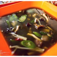 ส้มตำกะยำแซ่บ ตลาดไทเลย