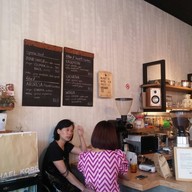 บรรยากาศ Old Hen Coffee Bar Singapore