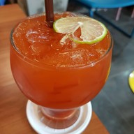 Je T'aim Coffee & Bistro