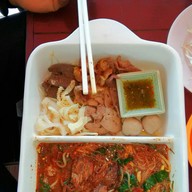 ก๋วยเตี๋ยวเนื้อวัว@สุราษฎร์ธานี(น่าน) น่าน