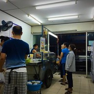 บรรยากาศ บ้านน้ำเต้าหู้ (เจ้าเก่าอมรพันธ์)