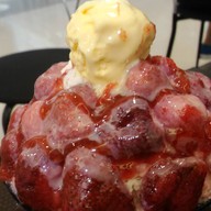 เมนูของร้าน First Snow  Seacon Squre