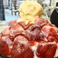 เมนูของร้าน First Snow  Seacon Squre