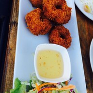 นั่งเล่น