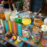เมนูของร้าน เดิน-กิน-ติม ตลาดจีนโบราณชากแง้ว