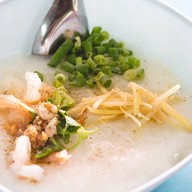 โจ๊กหน้าตลาดฝาง