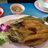 เมนูของร้าน สโมสรท้ายเรือหลวงแม่กลอง