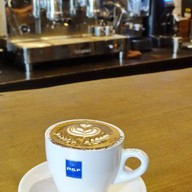 เมนูของร้าน Impresso Espresso Bar ถนนสนามบินเก่า กองบิน41