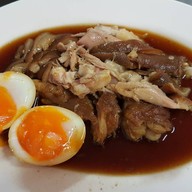 เมนูของร้าน ขาหมูรามอินทรา กม.10 กม.10