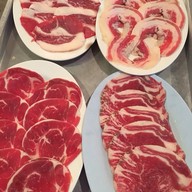 โคขุนโพนยางคำ คนลือ (Khokhun Phonyangkum Khonlue) อุบลราชธานี