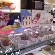 Godiva Chocolatier Takashimaya